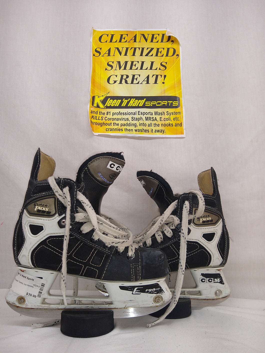 Used CCM 892 Super Tacks Size 1.5 D Ice Hockey Skates