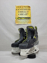 Used Bauer 3X Size 1.5 D Ice Hockey Skates