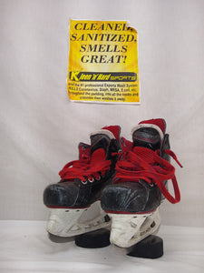 Used Bauer Vapor X500 Size 1 D Ice Hockey Skates