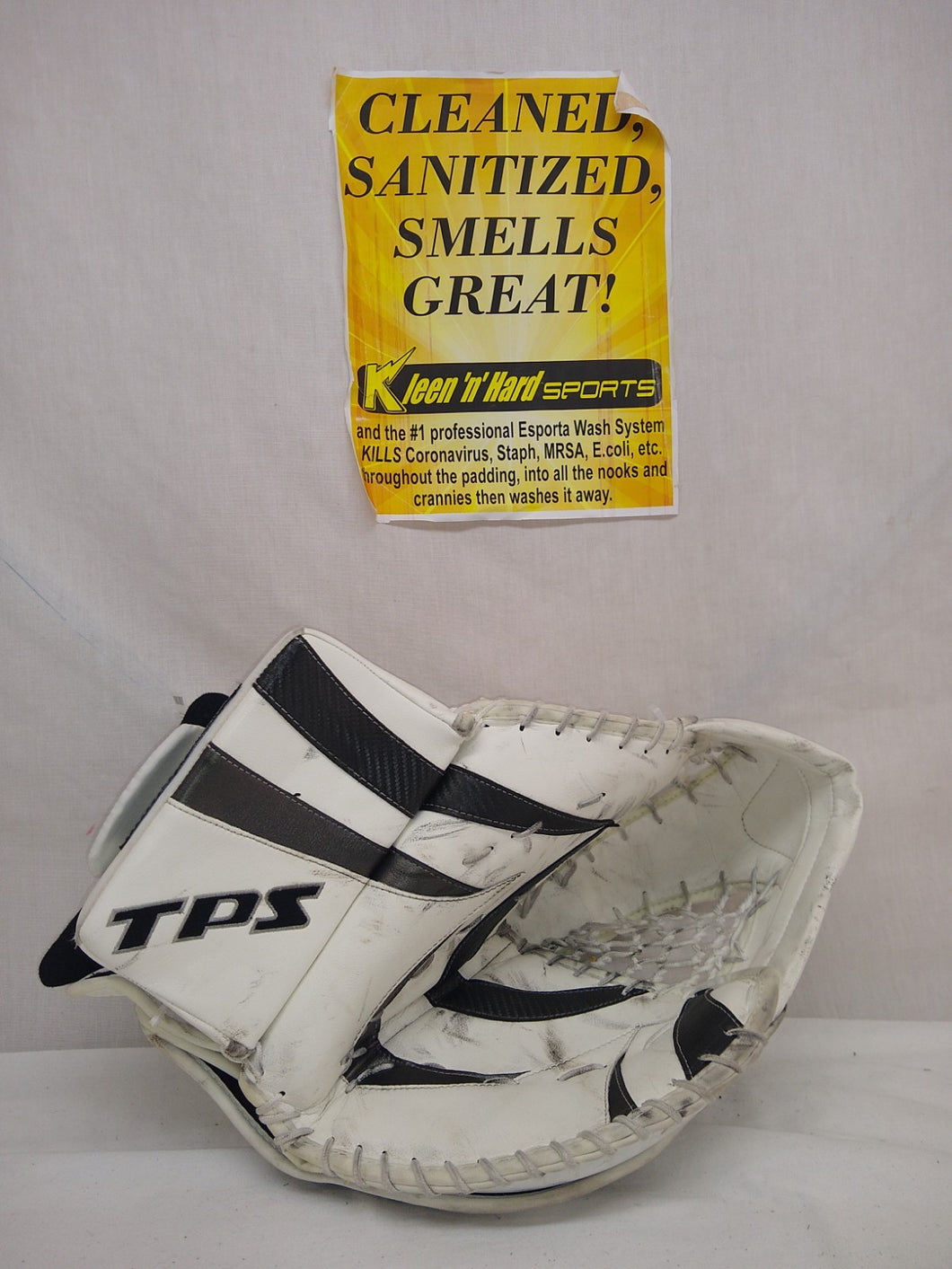 Used TPS Summit 5 Left Sz Sr White Hockey Goalie Catcher