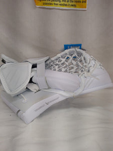 New Bauer GSX Reg (Lt Hand) Sz Jr White Ice Hockey Goalie Catcher