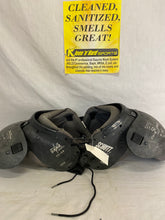 Used Schutt Football Size Jr XS Shoulder Pads